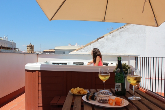 appartement profiter du soleil à sevilla, jacuzzi sur la terrasse